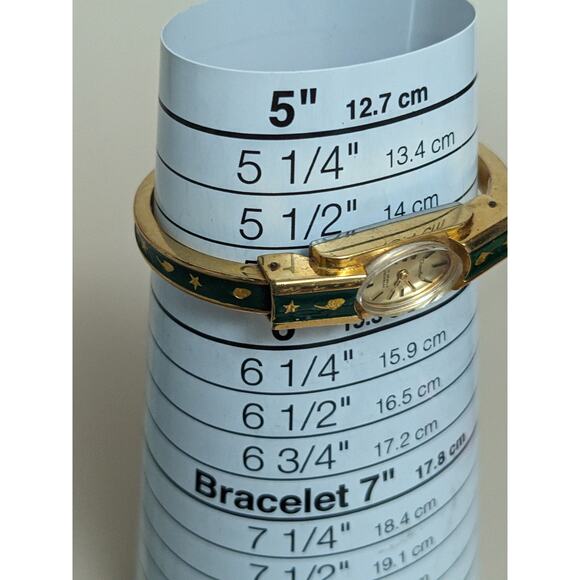 Vintage Chandler Gold Tone Manual Watch Deep Green Enamel Gold Stars & Acorns - Picture 8 of 9